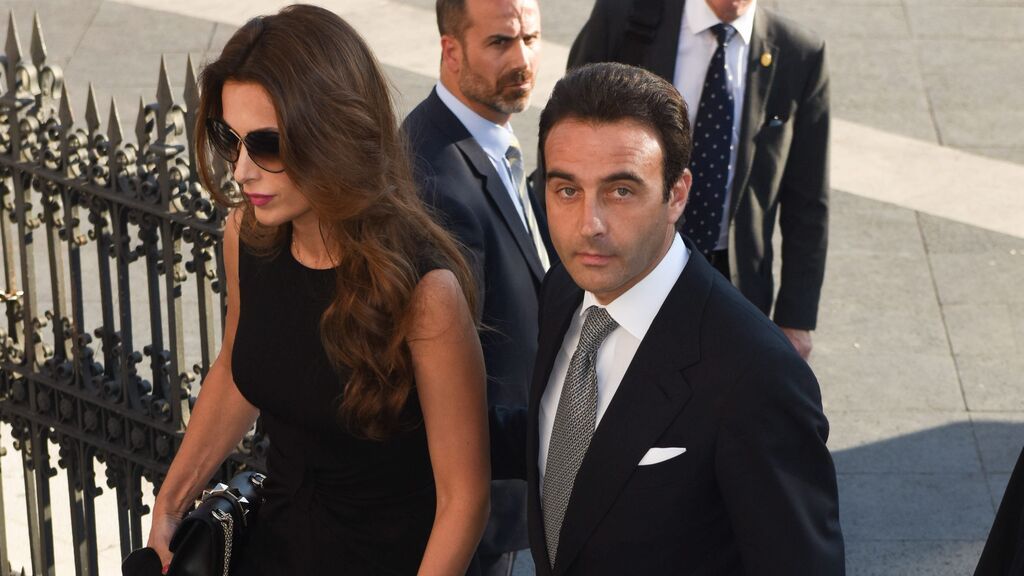 Paloma Cuevas y Enrique Ponce se han divorciado