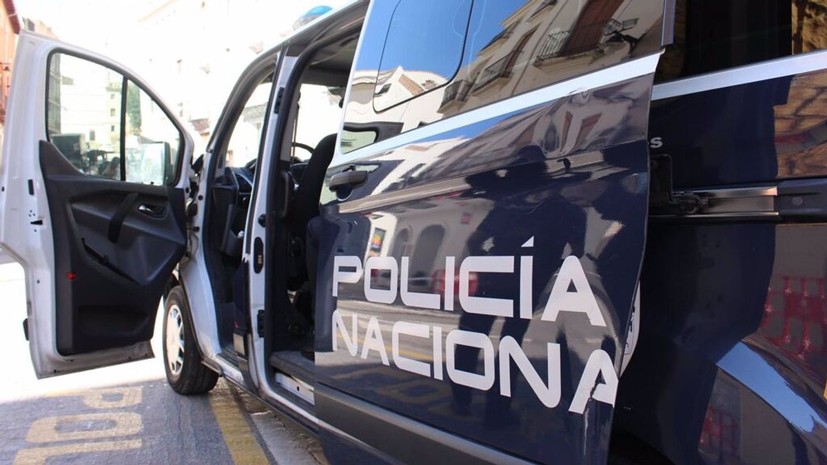 Detenido en Valencia tras dejar a sus hijos de 3 y 5 años solos a varias manzanas de su casa Detenido en Valencia tras dejar a sus hijos de 3 y 5 años solos a varias manzanas de su casa