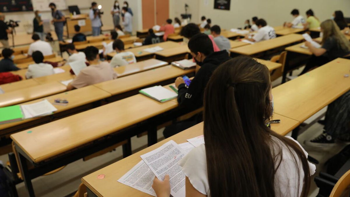 12 universidades españolas entre las 500 mejores del mundo, según el Academic Ranking of World Universities 12 universidades españolas entre las 500 mejores del mundo, según el Academic Ranking of World Universities