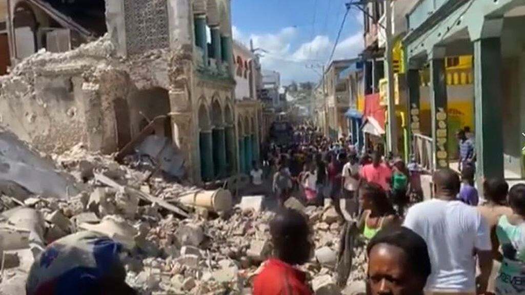 El terremoto de 7,2 grados registrado en Haití deja más de 300 muertos y 2.000 heridos