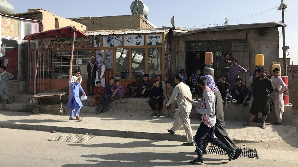 EE.UU. alerta de disparos en el aeropuerto de Kabul mientras se llevan a cabo las evacuaciones EE.UU. alerta de disparos en el aeropuerto de Kabul mientras se llevan a cabo las evacuaciones