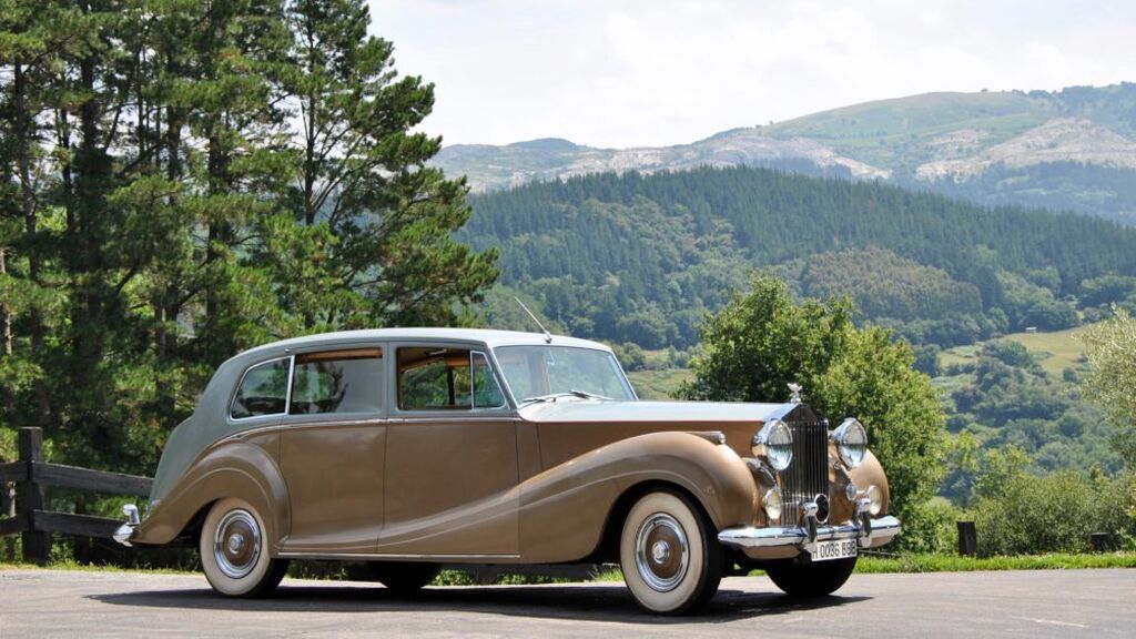 Para amantes de los coches: así es el impresionante museo dedicado a los Rolls Royce de Bilbao