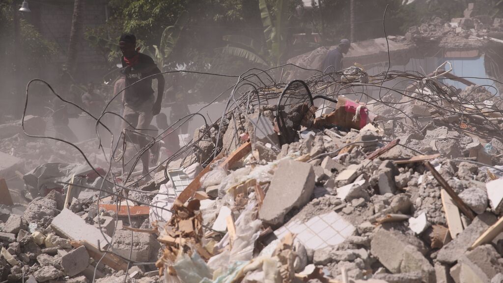 881d7924855ad373b9a398214091becc2a0c7d62