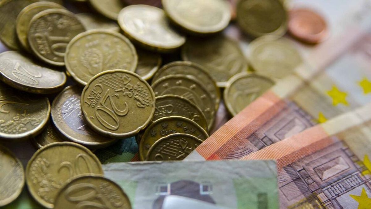 La deuda pública marca un nuevo récord en junio y supera el 122% del PIB La deuda pública marca un nuevo récord en junio y supera el 122% del PIB