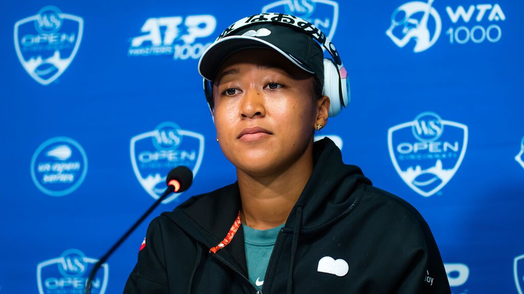 Naomi Osaka se derrumba en su primera aparición ante los medios desde Roland Garros