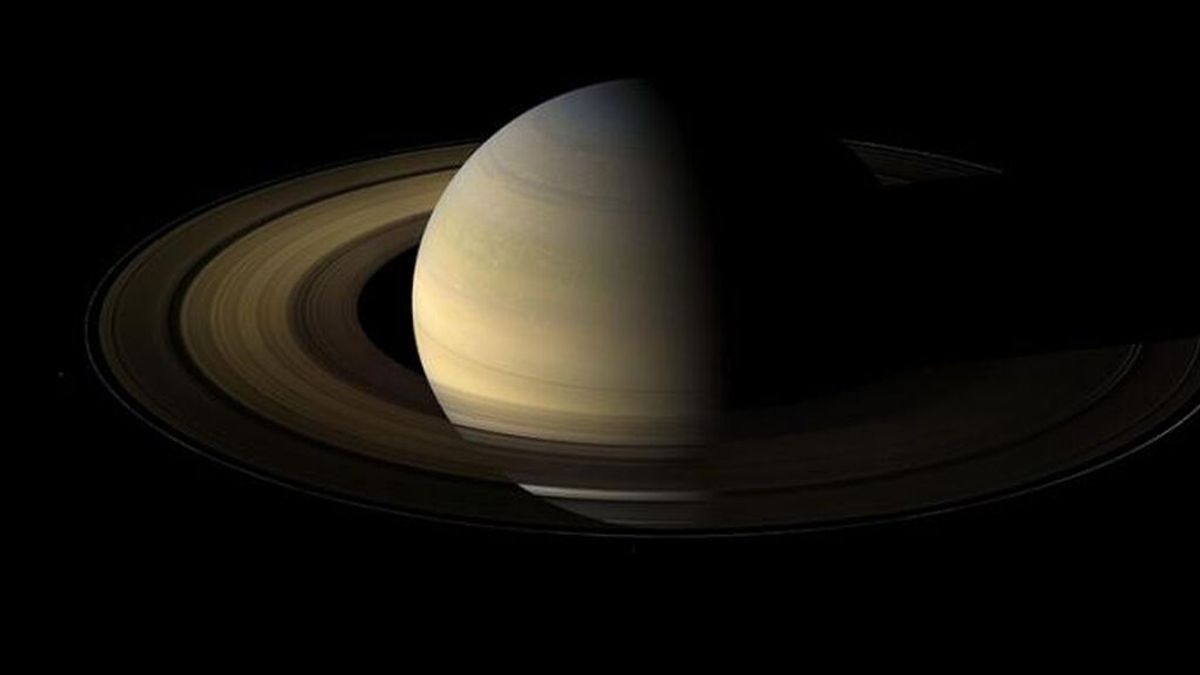 El núcleo de Saturno no es de roca como se pensaba: su curiosa composición acaba de ser descubierta
