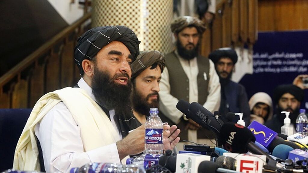 Los talibanes aseguran que respetarán los derechos de las mujeres y las niñas siempre dentro de la ley islámica