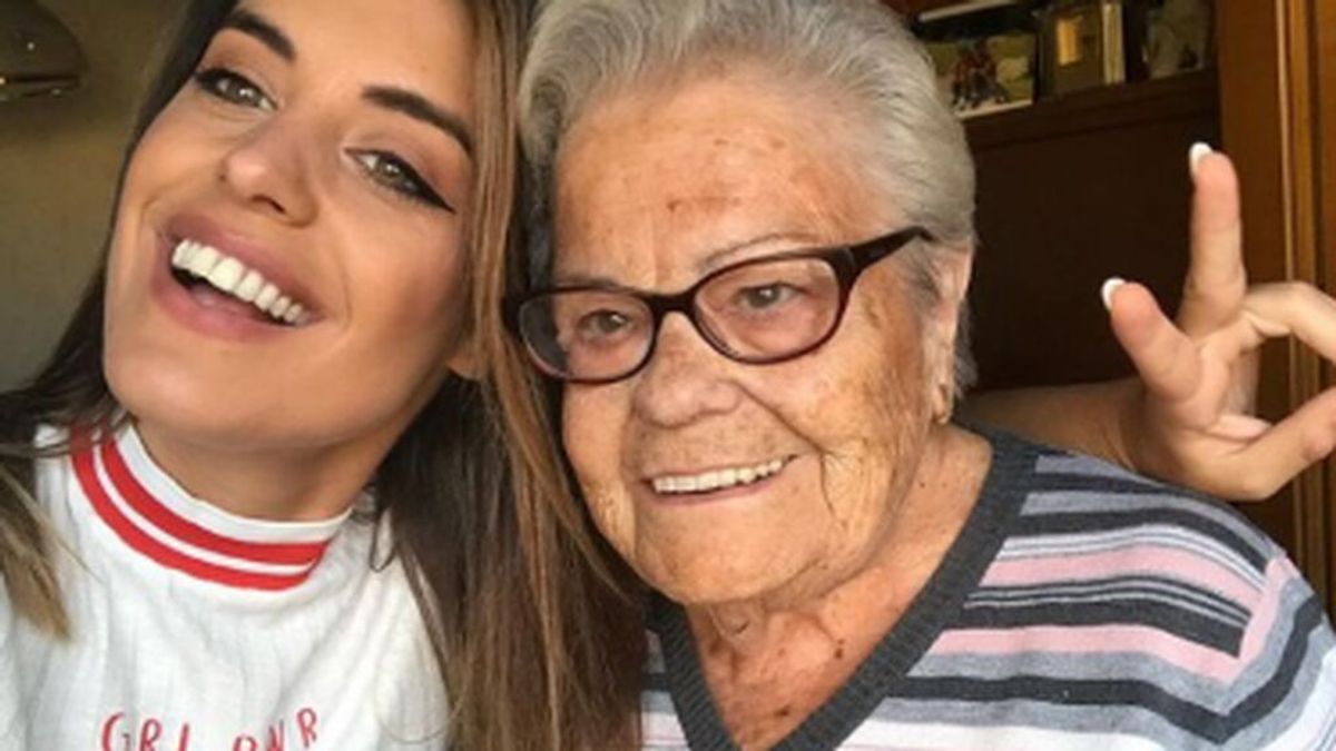 Dulceida, rota por la muerte de su abuela: "No podía imaginar que esto pasaría jamás"