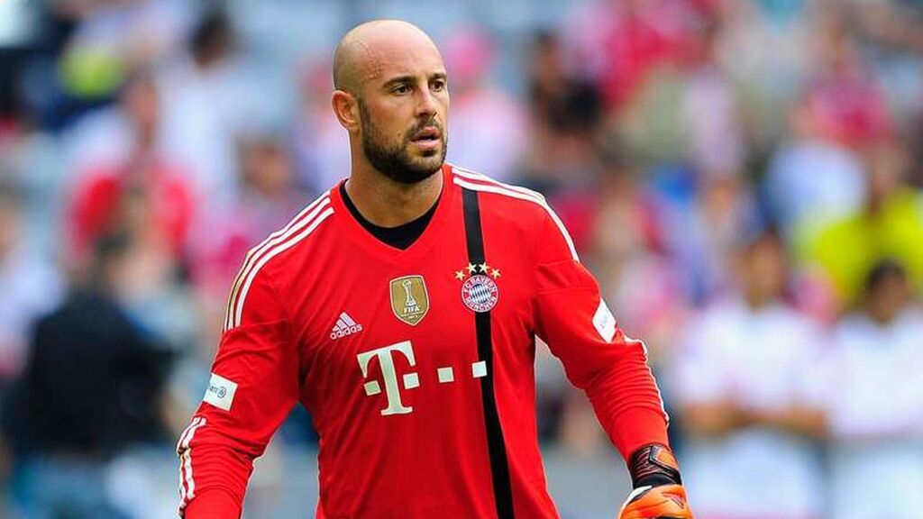 Al igual que sucede con Pepe Reina.