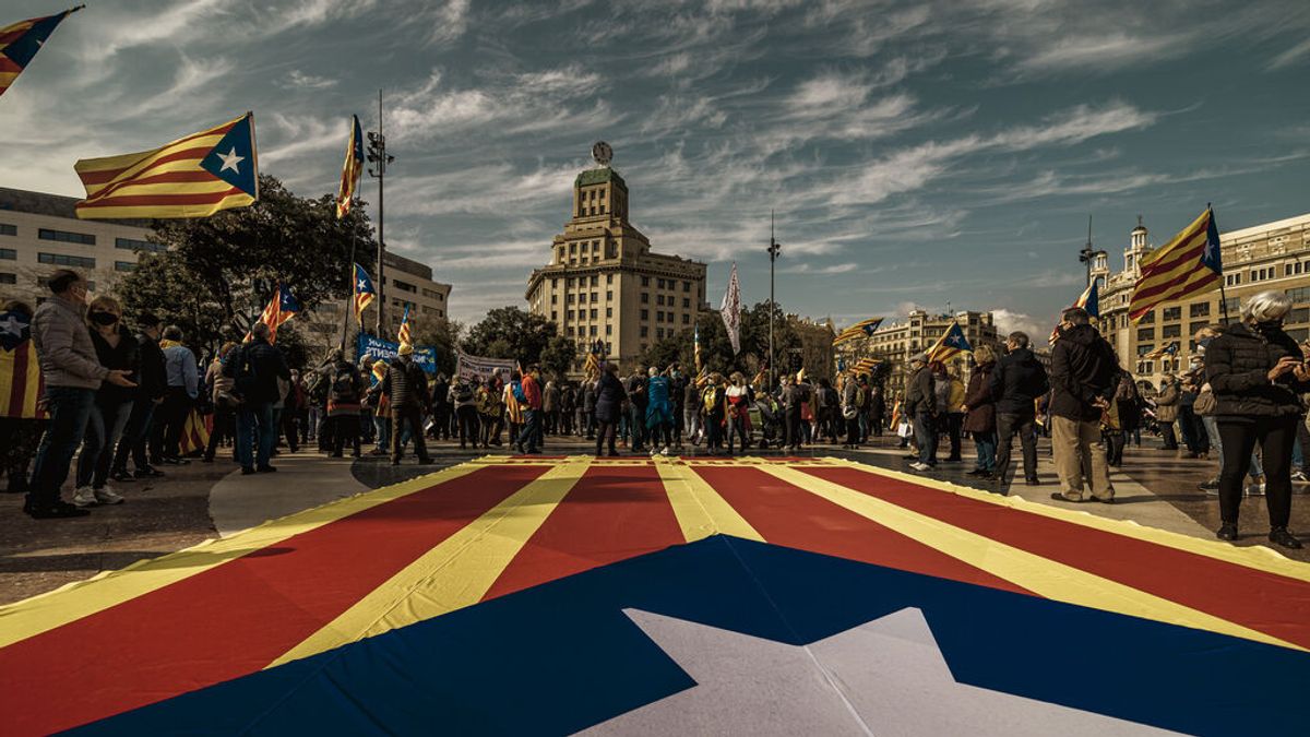 El independentismo y el uso del catalán caen entre los jóvenes en Barcelona El independentismo y el uso del catalán caen entre los jóvenes en Barcelona
