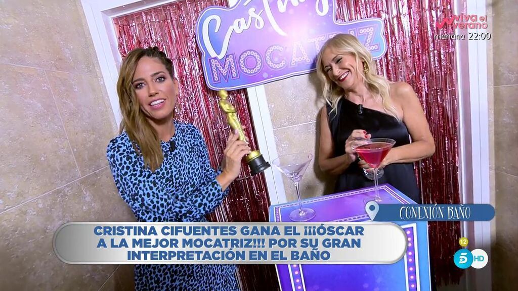 Nuria Marín le da el Oscar a Cristina Cifuentes