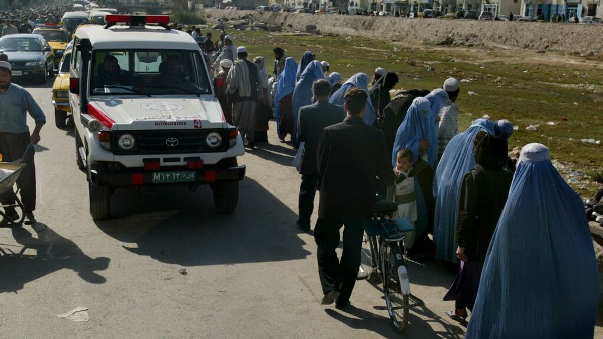 Los talibanes la música y que las mujeres trabajen en las emisoras de radio de la provincia afgana de Ghazni Los talibanes la música y que las mujeres trabajen en las emisoras de radio de la provincia afgana de Ghazni