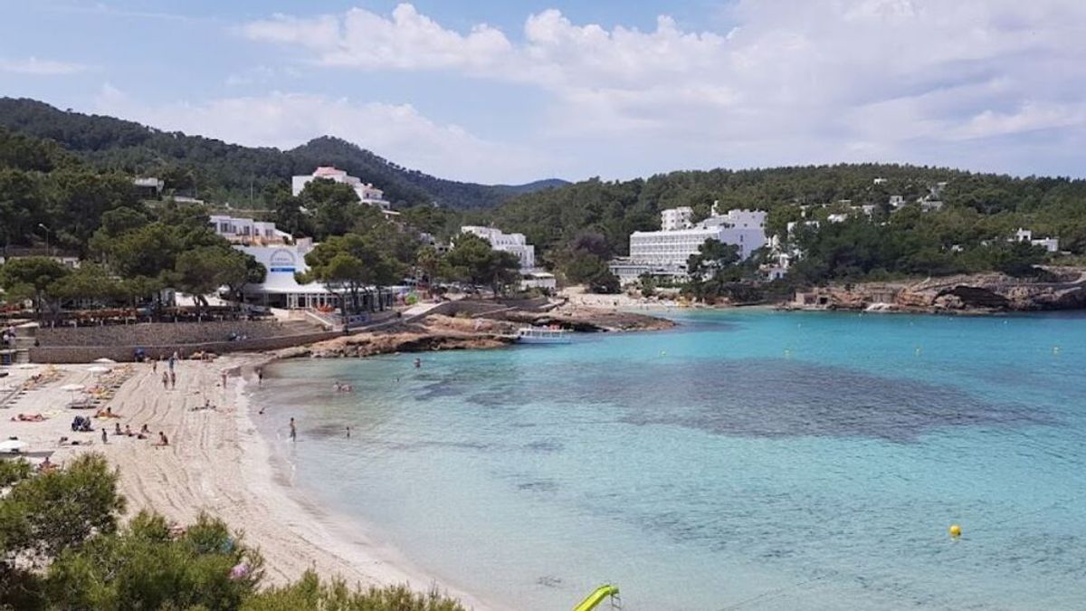 Muere ahogado un niño de 12 años mientras practicaba pesca submarina en Ibiza: su padre sacó el cadáver del mar