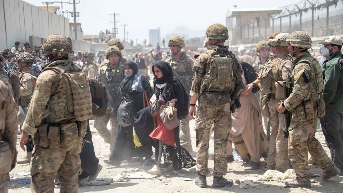 Al menos siete muertos cerca del aeropuerto de Kabul durante los intentos de evacuación de las últimas horas Al menos siete muertos cerca del aeropuerto de Kabul durante los intentos de evacuación de las últimas horas