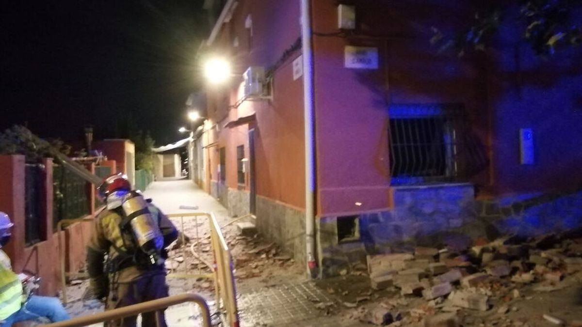 Dos heridos en Sabadell por una explosión en su vivienda Dos heridos en Sabadell por una explosión en su vivienda