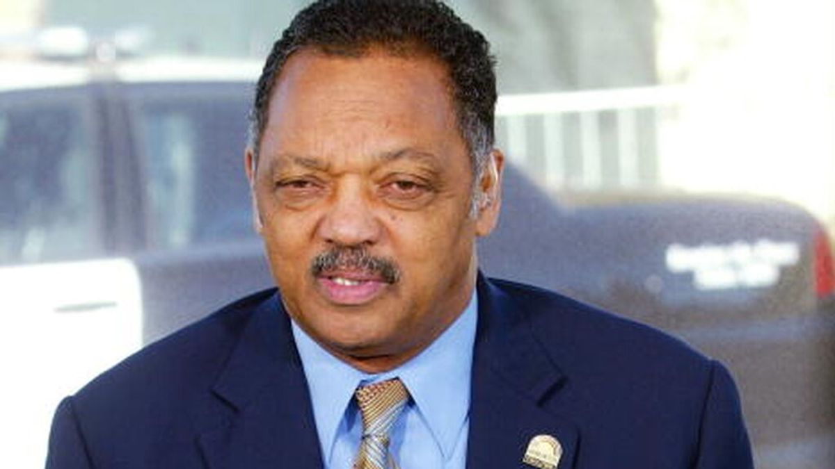 Jesse Jackson, activista de DDHH hospitalizado tras dar positivo en COVID-19 Jesse Jackson, activista de DDHH hospitalizado tras dar positivo en COVID-19