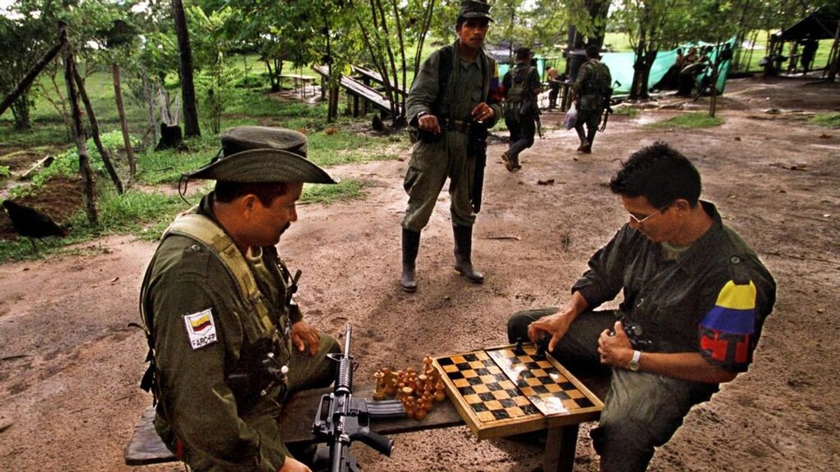 Disidentes de las Farc piden armas a Maduro y libertad de movimiento en Venezuela Disidentes de las Farc piden armas a Maduro y libertad de movimiento en Venezuela