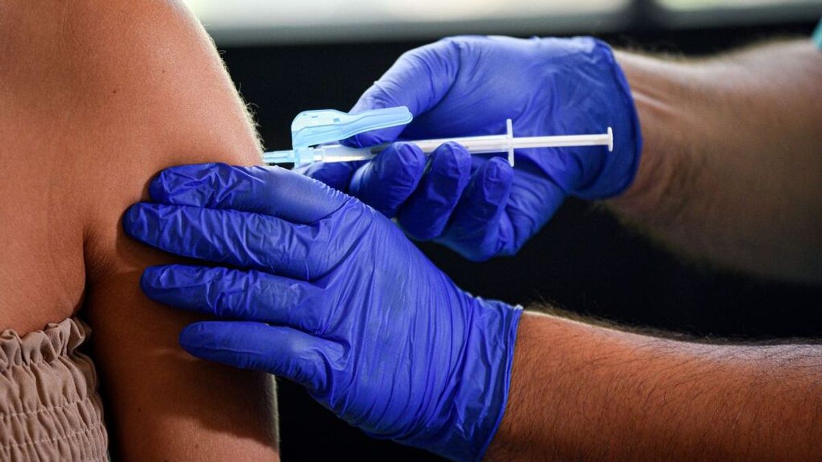 La Agencia Europea del Medicamento aprueba la tercera dosis de vacuna contra la covid La Agencia Europea del Medicamento aprueba la tercera dosis de vacuna contra la covid