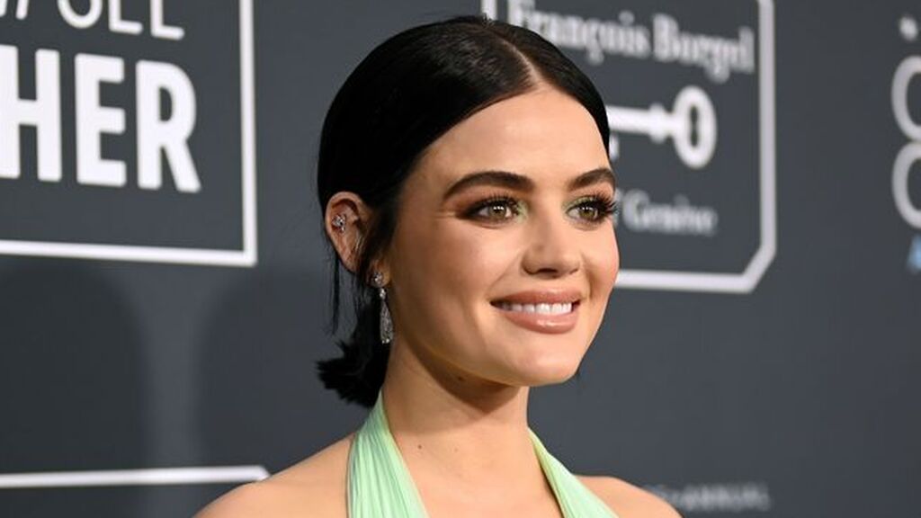 Lucy Hale es Géminis y, además, lleva tatuado su signo en el brazo.