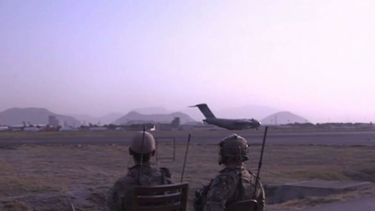 soldados en Kabul