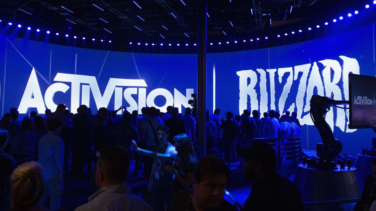 Un stand de Activision Blizzard en una convención de videojuegos Un stand de Activision Blizzard en una convención de videojuegos