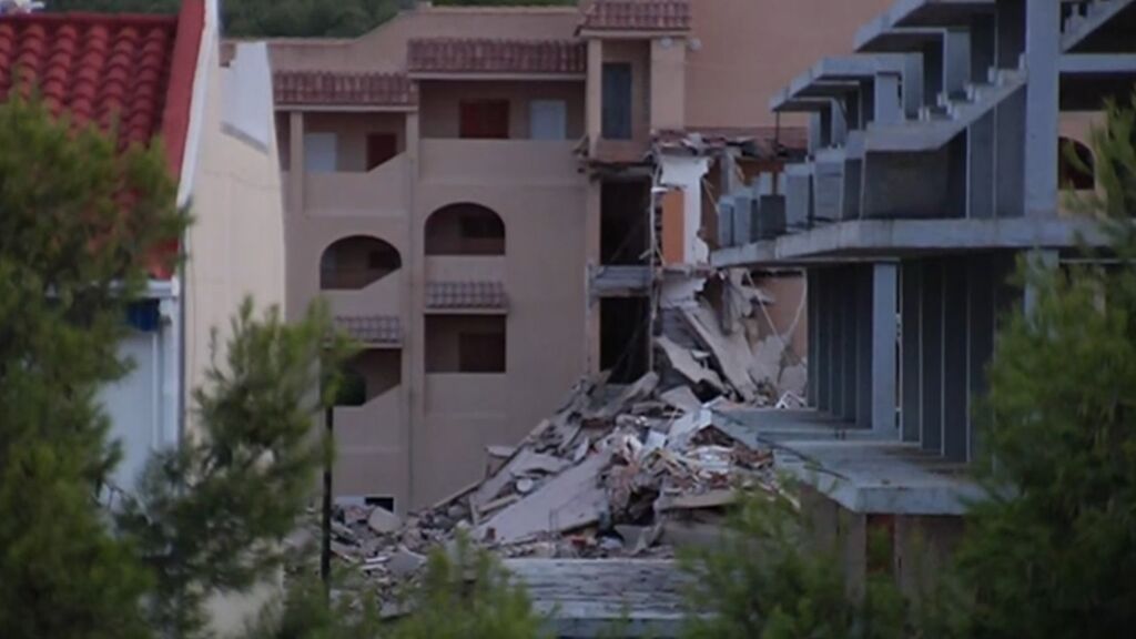 Las lluvias podrían ser la causa del derrumbe del edificio de Peñíscola