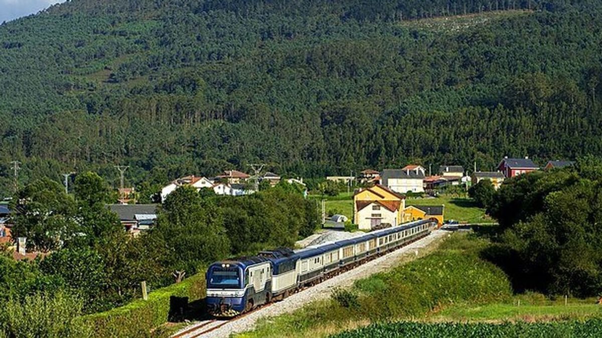 Cinco rutas en tren para descubrir España Cinco rutas en tren para descubrir España