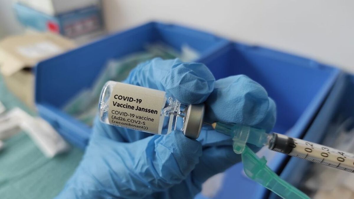 Janssen también defiende una dosis de refuerzo de su vacuna monodisis contra la COVID-19 Janssen también defiende una dosis de refuerzo de su vacuna monodisis contra la COVID-19