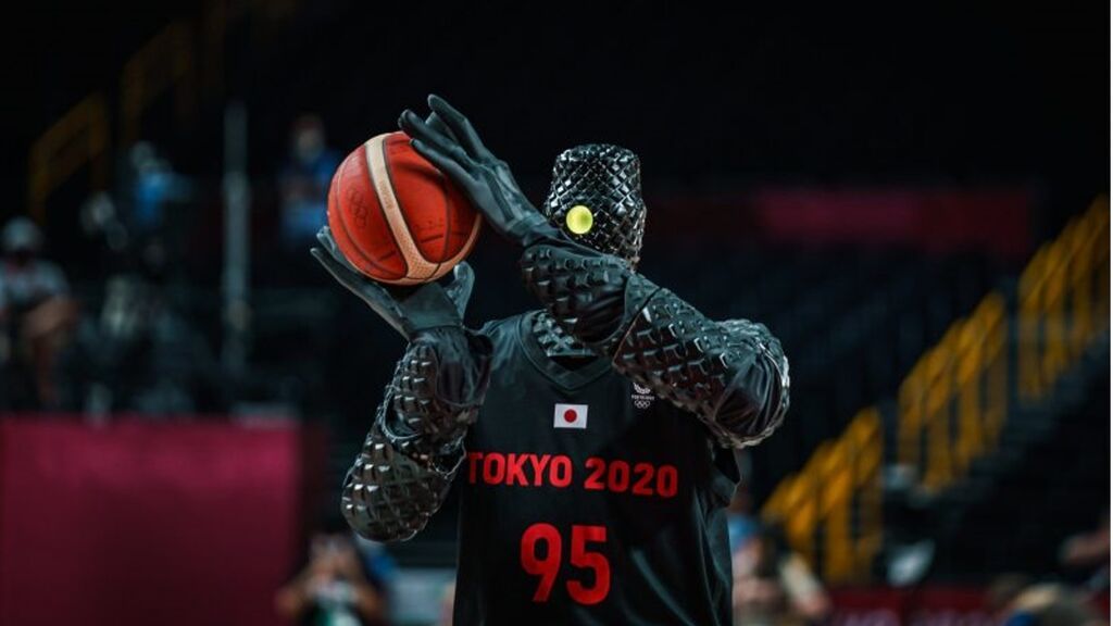 Robot baloncestista de Toyota CUE