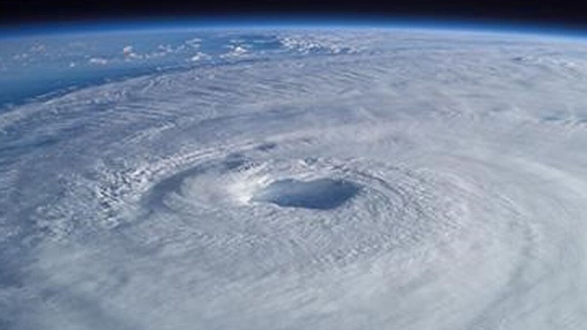 El huracán Ida se acelera a su paso por Cuba y amenaza golpear Luisiana como Categoría 3