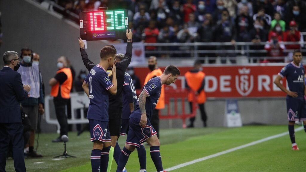 El estadio del Reims se pone a los pies de Messi: así fue su debut