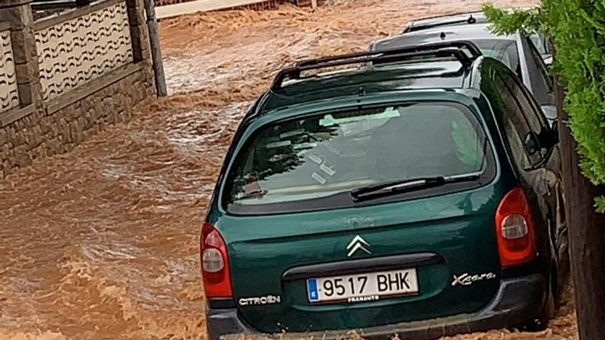 Inestabilidad termodinámica y un viento débil como explicación a la tromba de agua caída en Benicàssim Inestabilidad termodinámica y un viento débil como explicación a la tromba de agua caída en Benicàssim