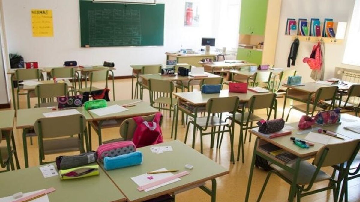 Cataluña pide a los estudiantes de secundaria que se vacunen antes del inicio de curso Cataluña pide a los estudiantes de secundaria que se vacunen antes del inicio de curso