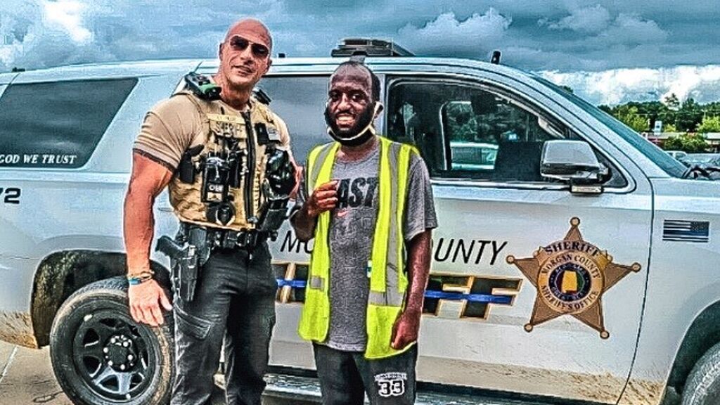 El 'clon' de Dwayne Johnson