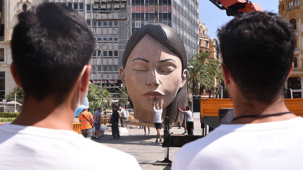 Falla "La Meditadora"