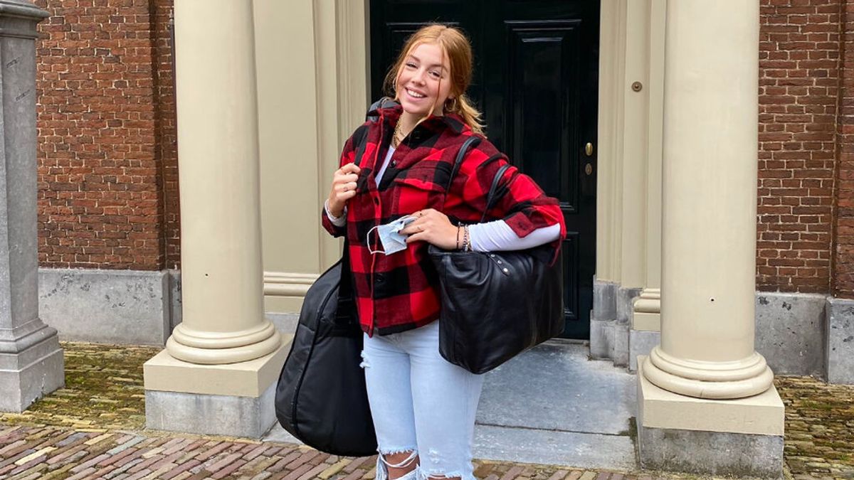 La casa real de Países Bajos despide a la princesa Alexia, que estudiará con Leonor en el internado de Gales La casa real de Países Bajos despide a la princesa Alexia, que estudiará con Leonor en el internado de Gales