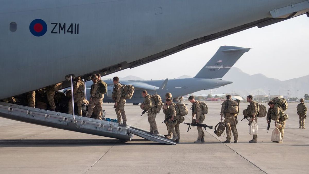 EEUU completa la evacuación de Afganistán poniendo fin a 20 años de presencia militar