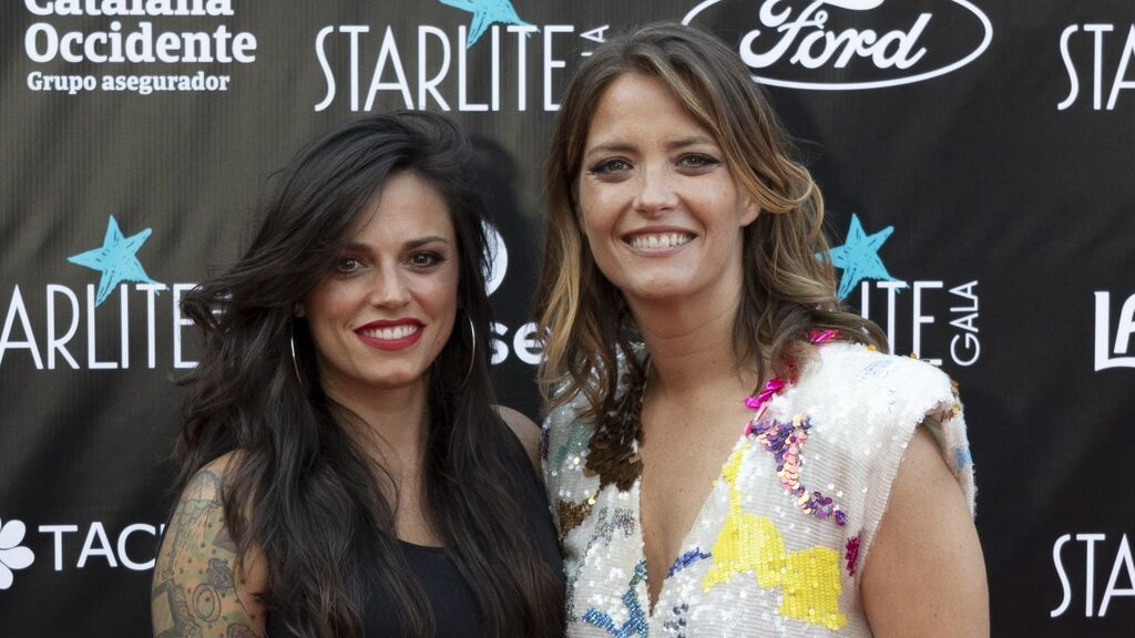 María Casado y su pareja, la cantante Martina, en el Starlite de Marbella