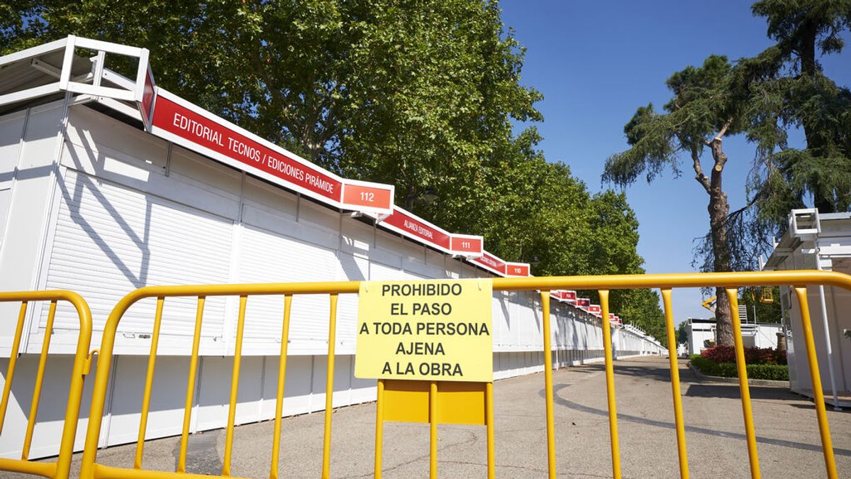 Cuenta atrás para el regreso de la Feria del Libro de Madrid: menos expositores, aforo reducido y "moderado optimismo" Cuenta atrás para el regreso de la Feria del Libro de Madrid: menos expositores, aforo reducido y "moderado optimismo"