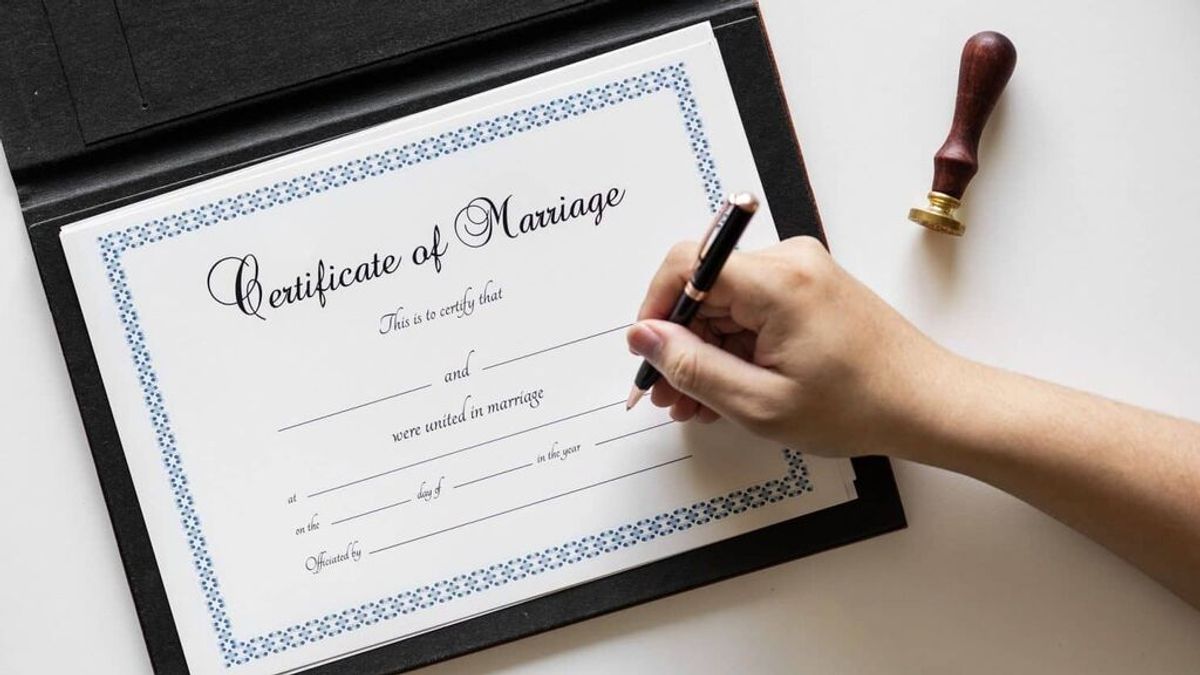 ¿Dónde se pide y cuánto tarda el certificado de matrimonio? Todo lo que deberás saber sobre este trámite.