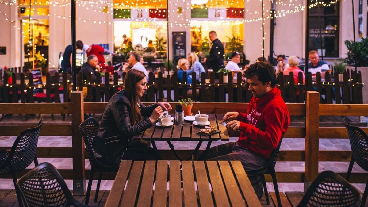 Tinder en cualquier parte. ¿Qué es el modo global de la aplicación y cómo puedes utiizarlo a tu favor? Tinder en cualquier parte. ¿Qué es el modo global de la aplicación y cómo puedes utiizarlo a tu favor?