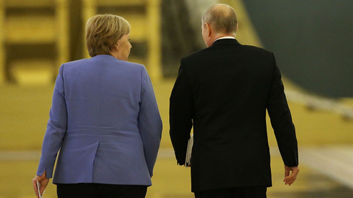 Merkel, Putin y los talibán Merkel, Putin y los talibán