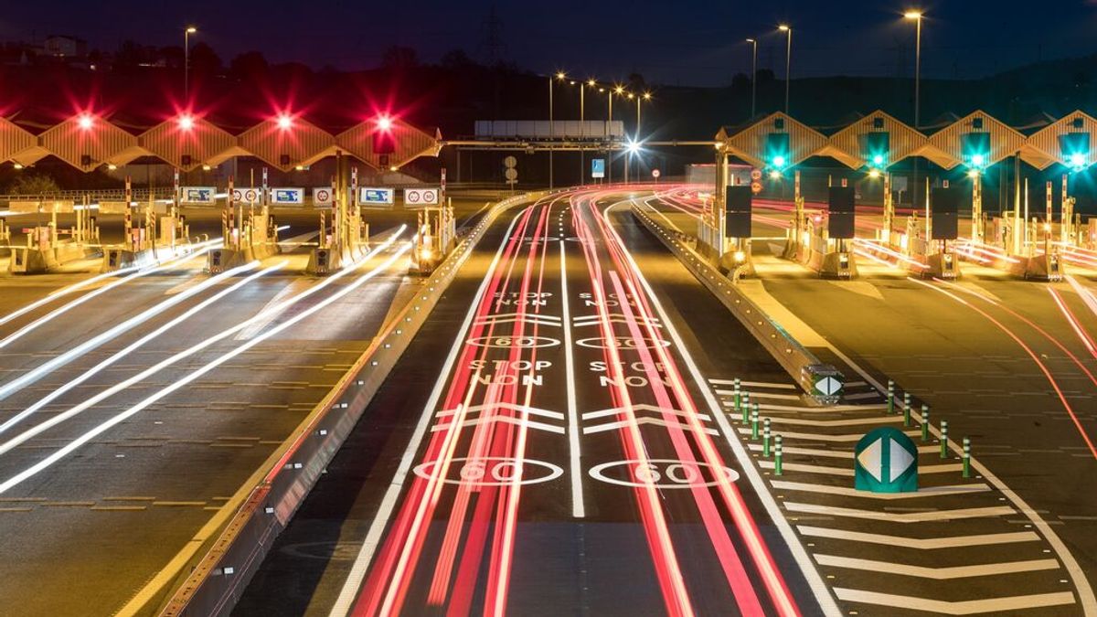 Las obras para desmantelar los peajes catalanes durarán seis meses y costarán 25 millones de euros Las obras para desmantelar los peajes catalanes durarán seis meses y costarán 25 millones de euros