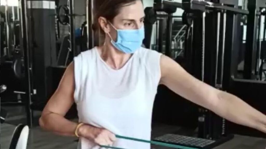 Ana Álvaro, entrenando en el gimnasio