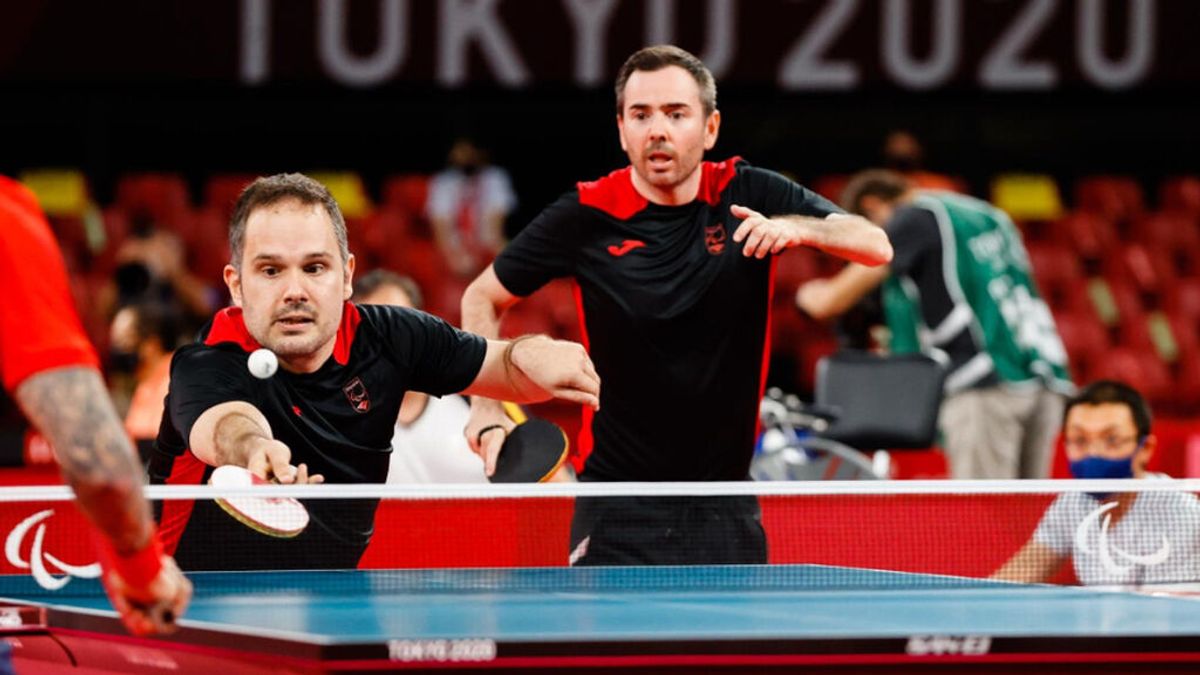Bronce para Álvaro Varela y Jordi Morales en tenis de mesa pese a perder ante Gran Bretaña Bronce para Álvaro Varela y Jordi Morales en tenis de mesa pese a perder ante Gran Bretaña