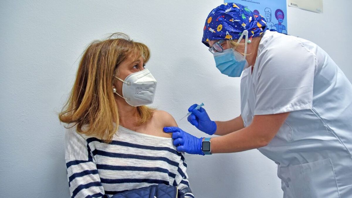 El nuevo reto de España: faltan nueve millones de personas por recibir la pauta completa El nuevo reto de España: faltan nueve millones de personas por recibir la pauta completa