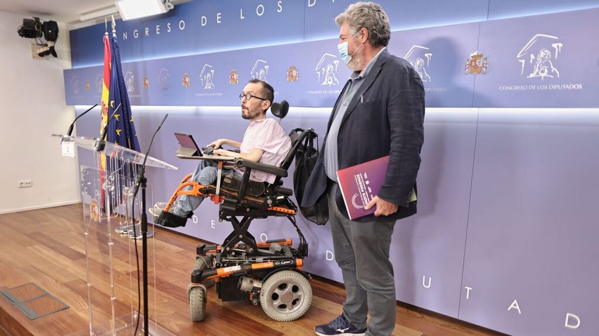 Podemos reta al Gobierno y registra una ley para crear una empresa pública de energía Podemos reta al Gobierno y registra una ley para crear una empresa pública de energía