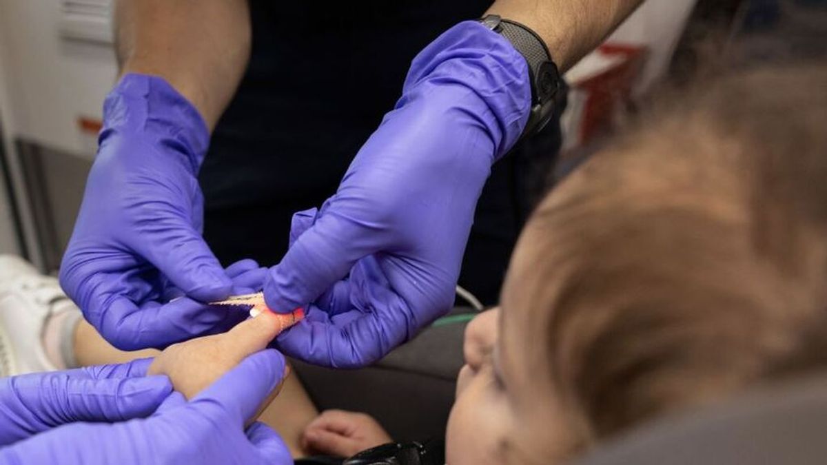 El mayor estudio de covid persistente en niños: uno de cada siete sigue teniendo síntomas a los tres meses El mayor estudio de covid persistente en niños: uno de cada siete sigue teniendo síntomas a los tres meses