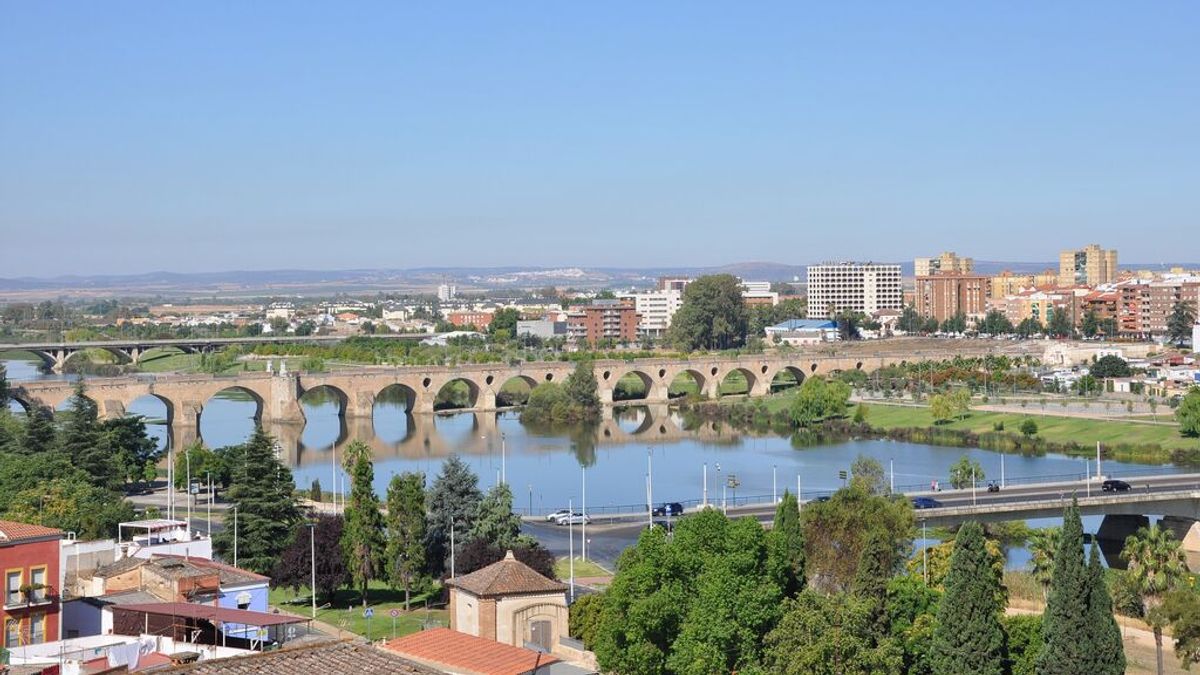 Calendario laboral Extremadura 2021: qué festivos y puentes quedan hasta final de año Calendario laboral Extremadura 2021: qué festivos y puentes quedan hasta final de año