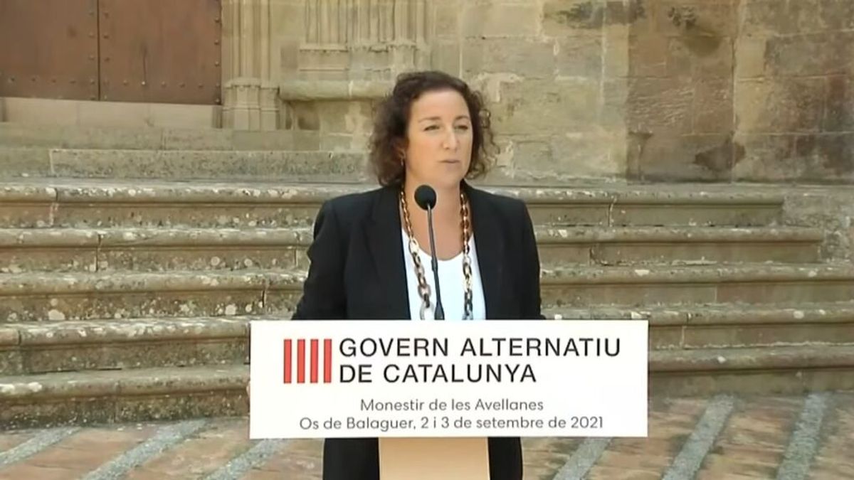 El PSC acusa a Borràs de "dividir" a los catalanes con la Medalla de Honor del Parlament